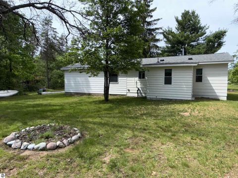 Tiny photo for 1740 McCredie Road, Roscommon, MI 48653 (MLS # 1946441)