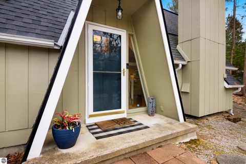 Tiny photo for 3802 Holiday Village Road, Traverse City, MI 49686 (MLS # 1942905)