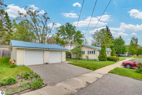Tiny photo for 621 Cherry Street, Cadillac, MI 49601 (MLS # 1945611)