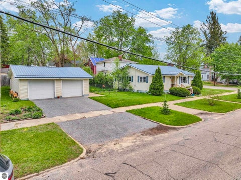 Tiny photo for 621 Cherry Street, Cadillac, MI 49601 (MLS # 1945611)
