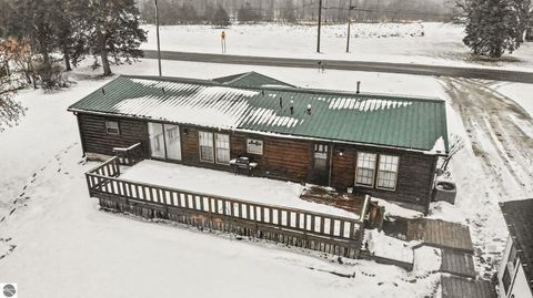 Tiny photo for 1283 S Waldron Road, Crystal, MI 48818 (MLS # 1941499)