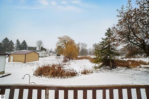 Tiny photo for 1283 S Waldron Road, Crystal, MI 48818 (MLS # 1941499)