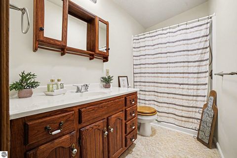 Tiny photo for 1283 S Waldron Road, Crystal, MI 48818 (MLS # 1941499)