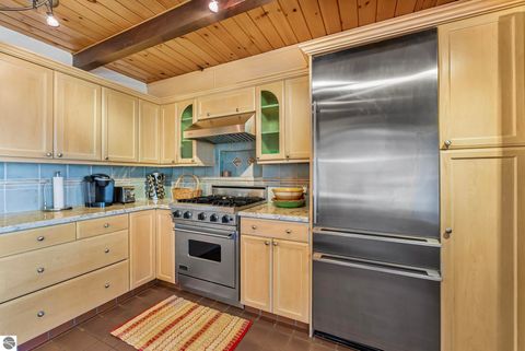 Tiny photo for 6644 Peninsula Drive, Traverse City, MI 49686 (MLS # 1943706)