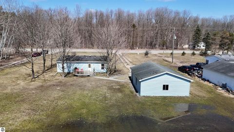 Tiny photo for 1333 W Houghton Lake Road, Lake City, MI 49651 (MLS # 1943604)