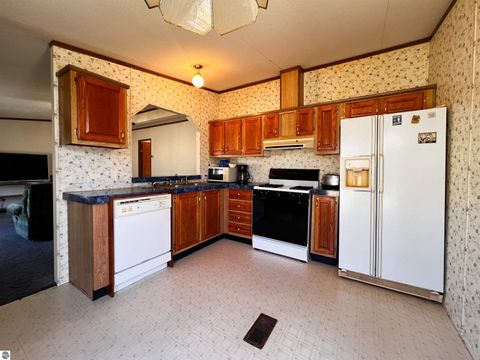 Tiny photo for 1333 W Houghton Lake Road, Lake City, MI 49651 (MLS # 1943604)