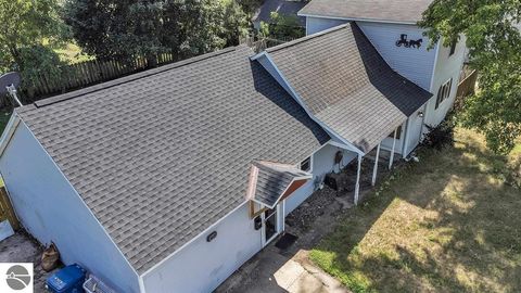 Tiny photo for 817 Walnut Street, Cadillac, MI 49601 (MLS # 1945177)