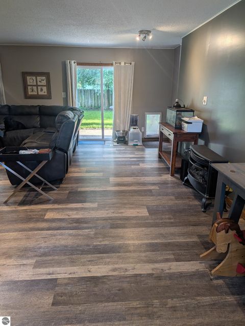 Tiny photo for 817 Walnut Street, Cadillac, MI 49601 (MLS # 1945177)