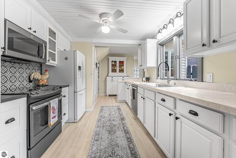 Tiny photo for 207 Birchwood Avenue, Traverse City, MI 49685 (MLS # 1943006)