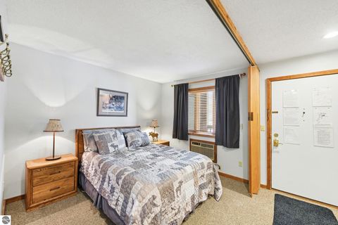 Tiny photo for 6520 Schuss Mountain Lane #3208, Mancelona, MI 49659 (MLS # 1943843)