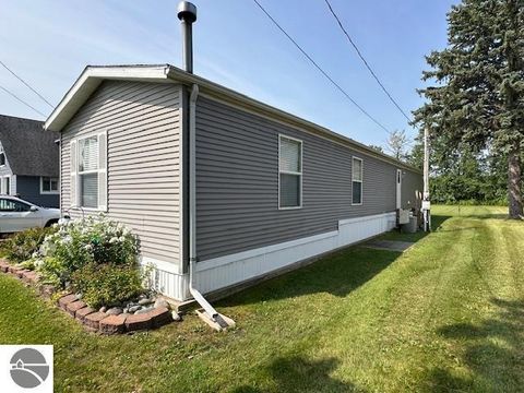 Tiny photo for 11765 West Shore Drive, Houghton Lake, MI 48629 (MLS # 1942939)