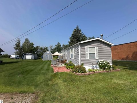 Tiny photo for 11765 West Shore Drive, Houghton Lake, MI 48629 (MLS # 1942939)