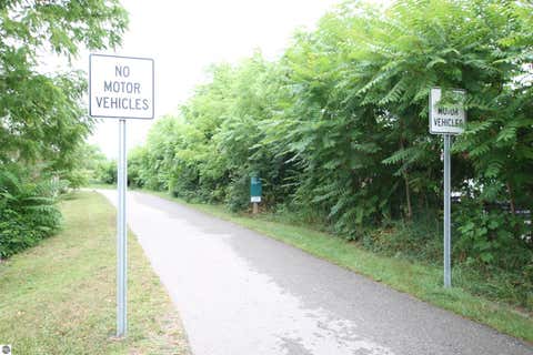 Tiny photo for 723 Lake Avenue, Traverse City, MI 49684 (MLS # 1949365)