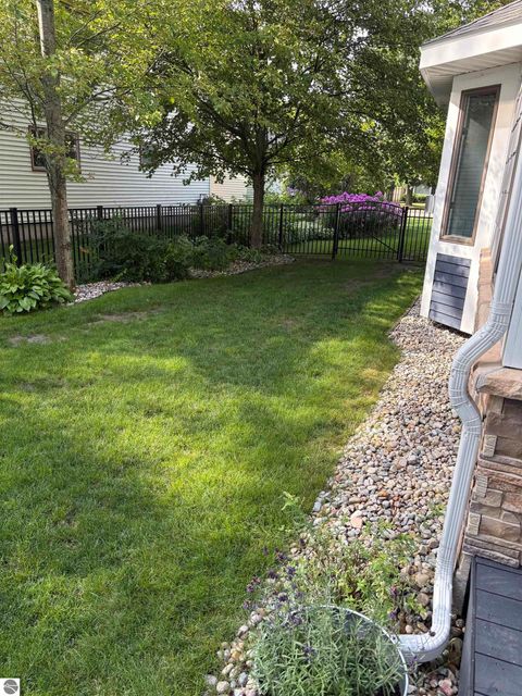 Tiny photo for 609 Lake Shore Drive, Cadillac, MI 49601 (MLS # 1942555)