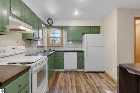 Tiny photo for 901 Riverview, Alma, MI 48801 (MLS # 1943307)