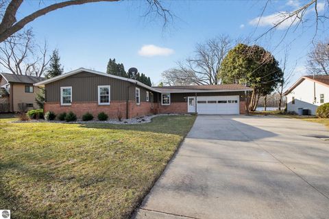 Tiny photo for 901 Riverview, Alma, MI 48801 (MLS # 1943307)