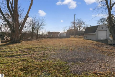 Tiny photo for 901 Riverview, Alma, MI 48801 (MLS # 1943307)