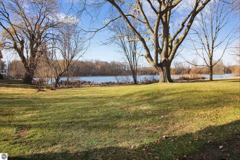 Tiny photo for 901 Riverview, Alma, MI 48801 (MLS # 1943307)