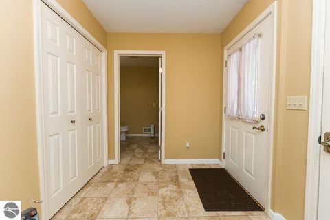 Tiny photo for 1636 E Gaylord Street, Mt Pleasant, MI 48858 (MLS # 1941613)