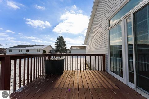 Tiny photo for 1636 E Gaylord Street, Mt Pleasant, MI 48858 (MLS # 1941613)