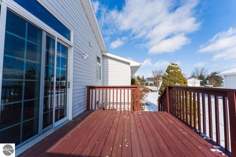 Tiny photo for 1636 E Gaylord Street, Mt Pleasant, MI 48858 (MLS # 1941613)