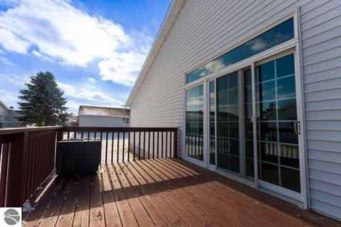 Tiny photo for 1636 E Gaylord Street, Mt Pleasant, MI 48858 (MLS # 1941613)