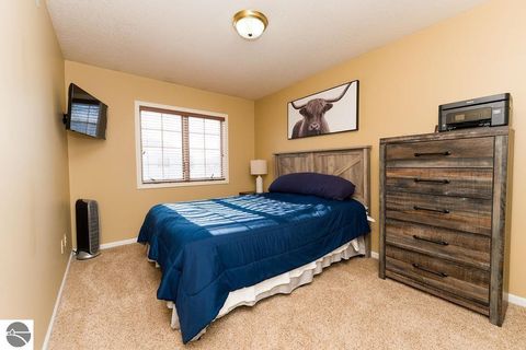 Tiny photo for 1636 E Gaylord Street, Mt Pleasant, MI 48858 (MLS # 1941613)