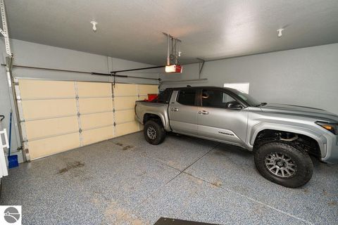 Tiny photo for 1636 E Gaylord Street, Mt Pleasant, MI 48858 (MLS # 1941613)