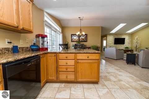 Tiny photo for 1636 E Gaylord Street, Mt Pleasant, MI 48858 (MLS # 1941613)