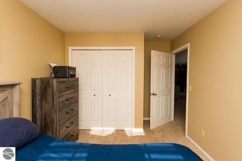 Tiny photo for 1636 E Gaylord Street, Mt Pleasant, MI 48858 (MLS # 1941613)