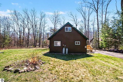 Tiny photo for 206 Silverhill Drive, Houghton Lake, MI 48629 (MLS # 1944026)