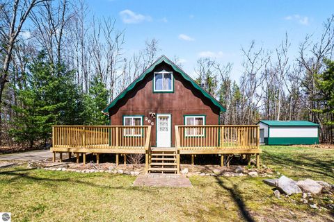 Tiny photo for 206 Silverhill Drive, Houghton Lake, MI 48629 (MLS # 1944026)
