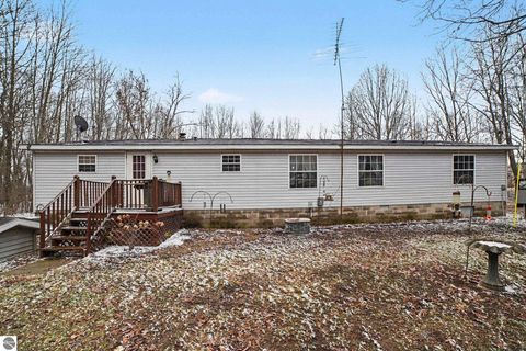 Tiny photo for 6125 Tamarack Road, Vestaburg, MI 48891 (MLS # 1943198)