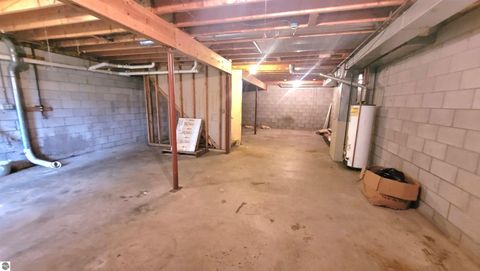 Tiny photo for 3962 Holiday RD, Traverse City, MI 49686 (MLS # 1947484)