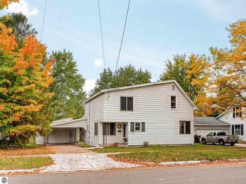 Tiny photo for 619 Linden Street, Cadillac, MI 49601 (MLS # 1951670)