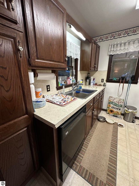 Tiny photo for 333 N Chippewa ST, Shepherd, MI 48883 (MLS # 1950572)