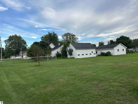 Tiny photo for 333 N Chippewa ST, Shepherd, MI 48883 (MLS # 1950572)