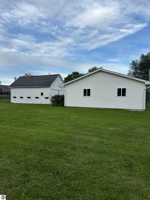 Tiny photo for 333 N Chippewa ST, Shepherd, MI 48883 (MLS # 1950572)