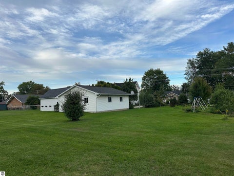 Tiny photo for 333 N Chippewa ST, Shepherd, MI 48883 (MLS # 1950572)