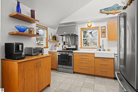 Tiny photo for 877 Hannah Avenue, Traverse City, MI 49686 (MLS # 1943487)