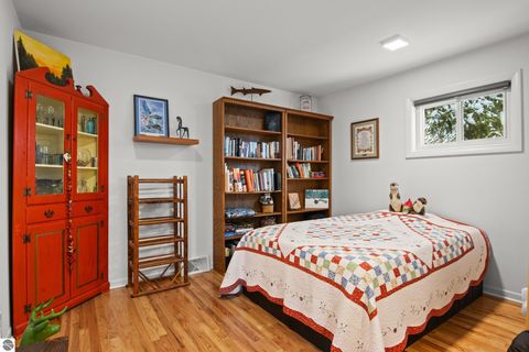 Tiny photo for 877 Hannah Avenue, Traverse City, MI 49686 (MLS # 1943487)