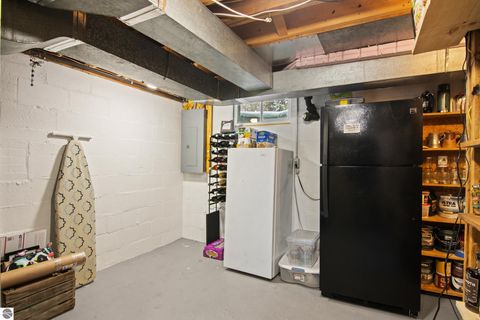 Tiny photo for 877 Hannah Avenue, Traverse City, MI 49686 (MLS # 1943487)