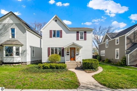 Photo of 214 W Tenth Street, Traverse City, MI 49684 (MLS # 1945131)