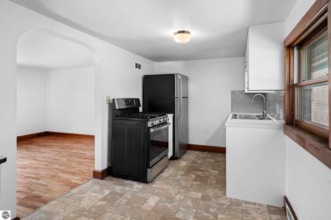 Tiny photo for 214 W Tenth Street, Traverse City, MI 49684 (MLS # 1945131)