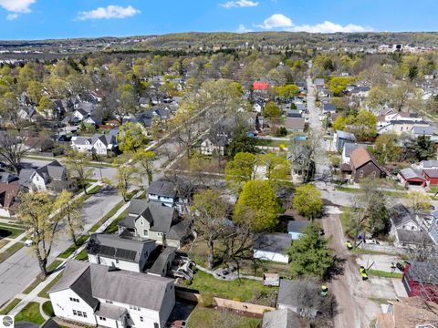 Tiny photo for 214 W Tenth Street, Traverse City, MI 49684 (MLS # 1945131)