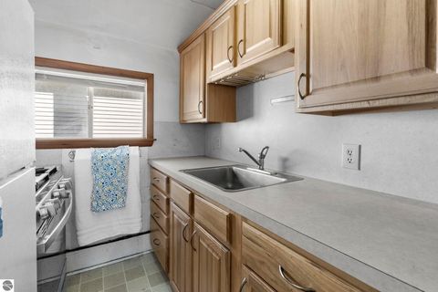 Tiny photo for 214 W Tenth Street, Traverse City, MI 49684 (MLS # 1945131)