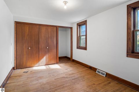 Tiny photo for 214 W Tenth Street, Traverse City, MI 49684 (MLS # 1945131)