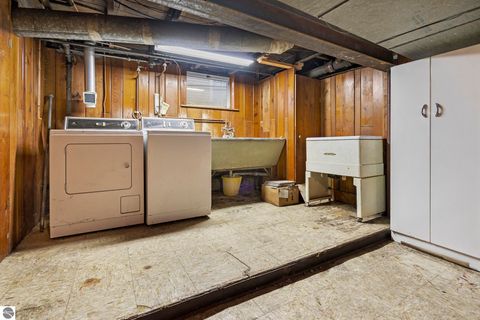 Tiny photo for 214 W Tenth Street, Traverse City, MI 49684 (MLS # 1945131)