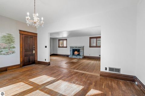 Tiny photo for 214 W Tenth Street, Traverse City, MI 49684 (MLS # 1945131)