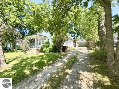 Tiny photo for 1709 Hickory Street, Alma, MI 48801 (MLS # 1948854)